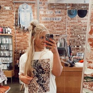 Meet your Posher, Lauren